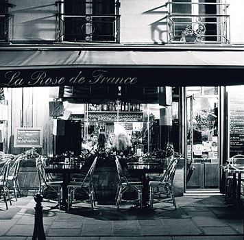 Парижское кафе.