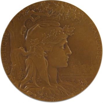 Медаль Международной выставки в Париже 1900г. Франция. Бронза. Вес 103,4 гр. Диаметр 64мм. Состояние превосходное.
