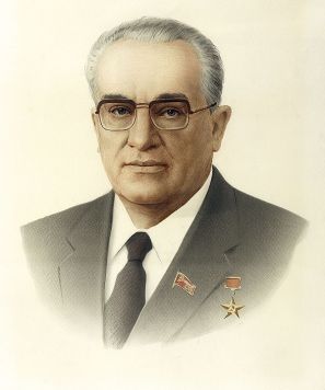 Макет политического плаката Портрет В.Ю. Андропова.