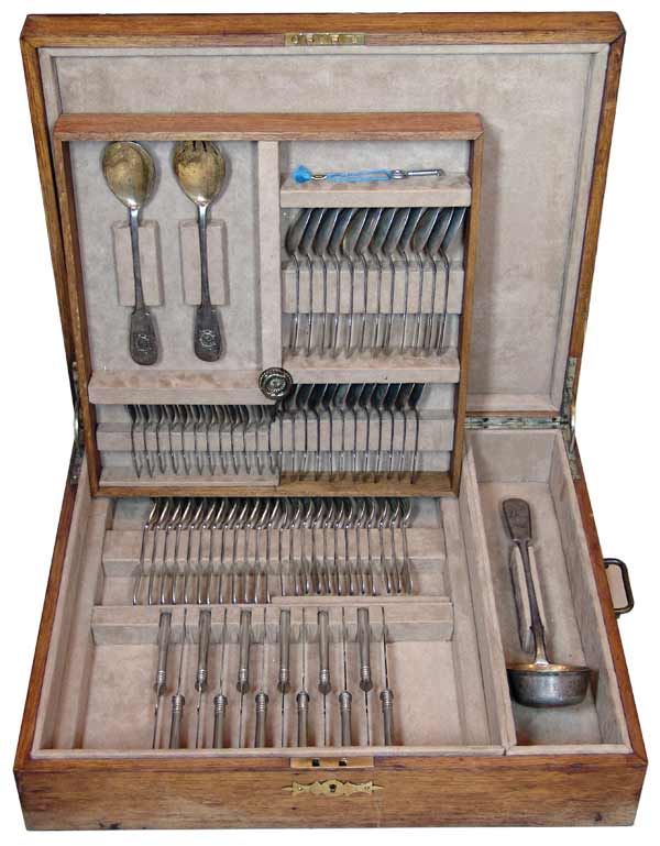A set of cutlery for 12 people in a case (74 items).