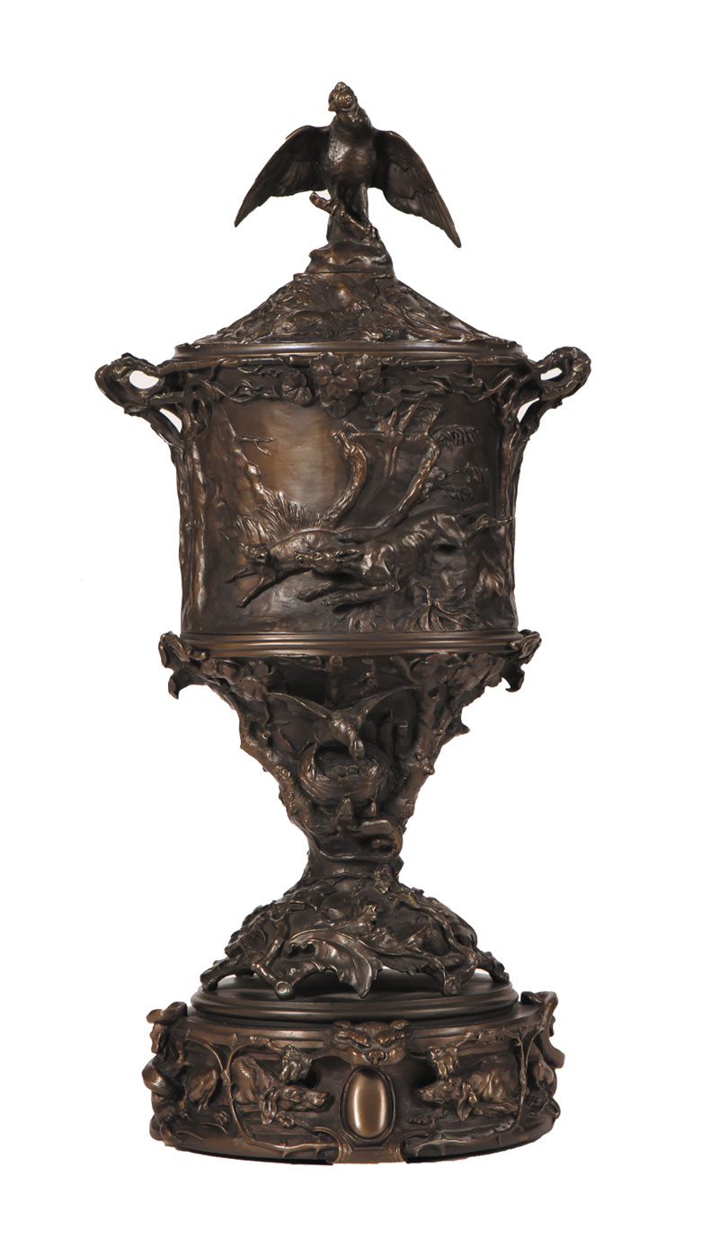 Vase (cup) with hunting motifs.